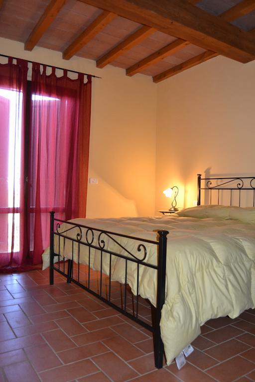 Agriturismo Beveraggio Appartamenti Marina di Grosseto Rum bild